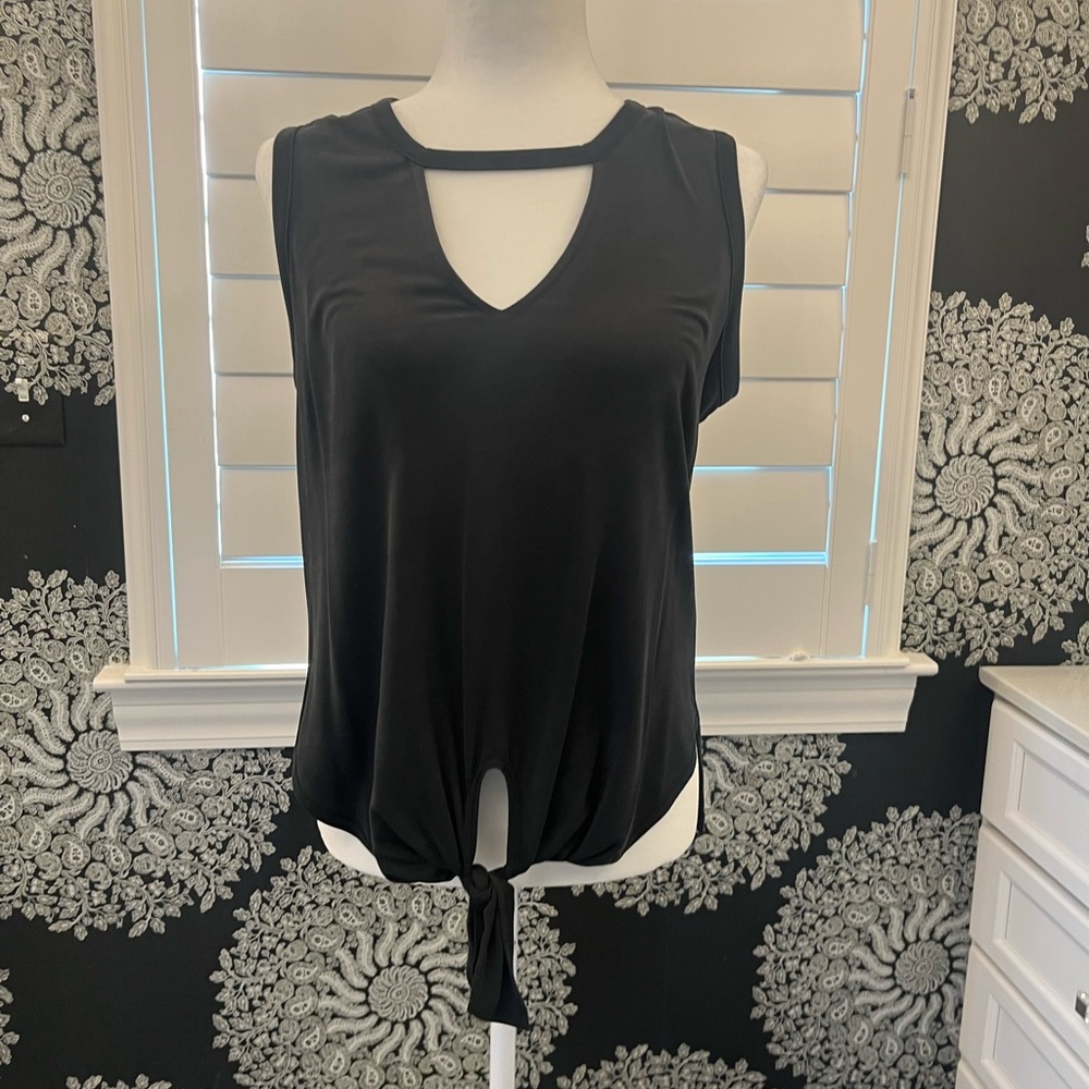 Veronica M Black Sleeveless Blouse